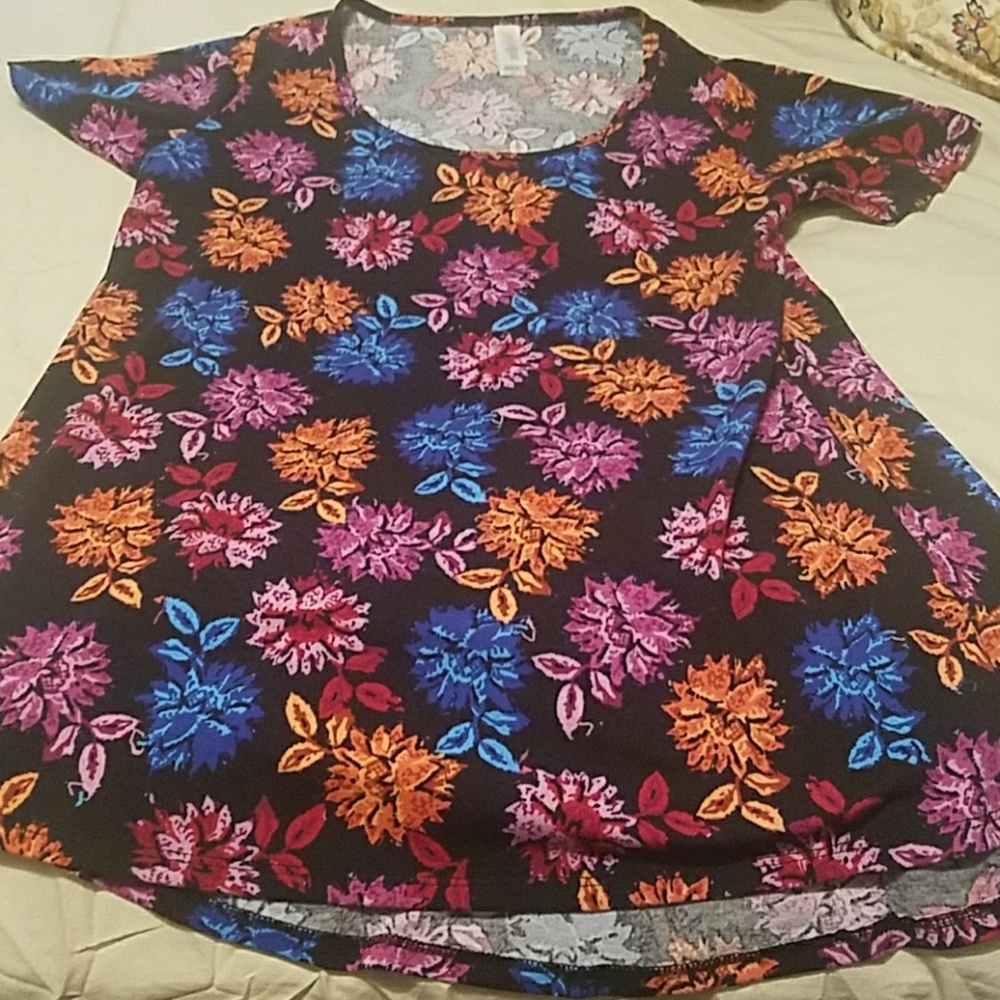 Lularoe classic t